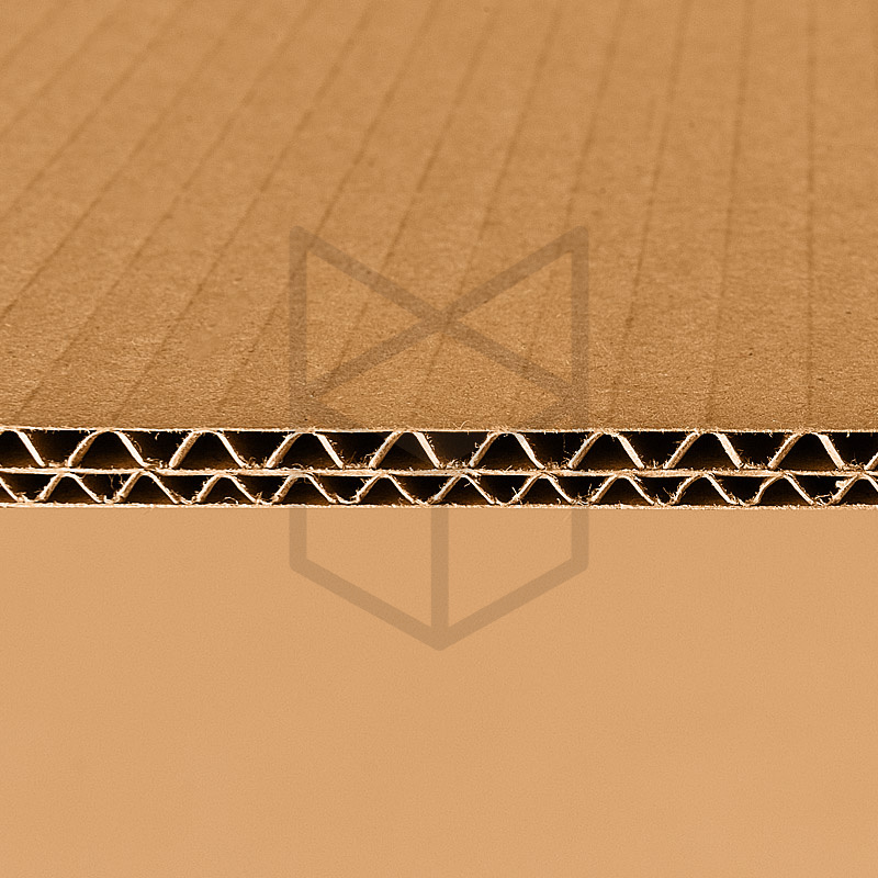 Коробка четырехклапанная 550х270х225 П32ВС Бурый