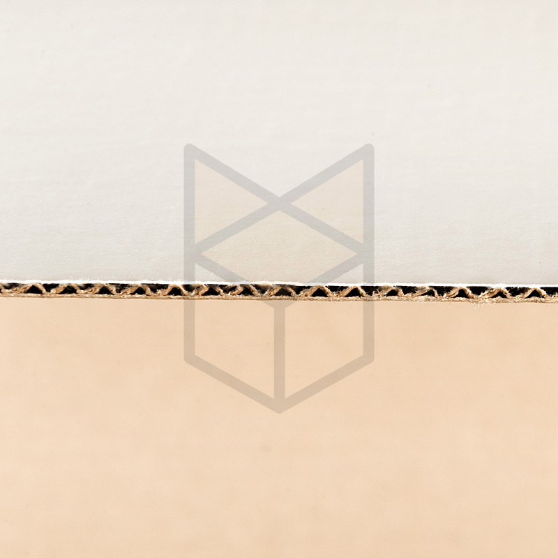 Коробка самосборная 300х255х30 Т23Е Белый